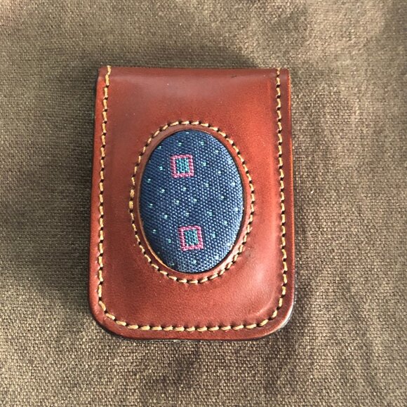 CF Magnetic Leather Money Clip Made in Italy - Picture 1 of 5
